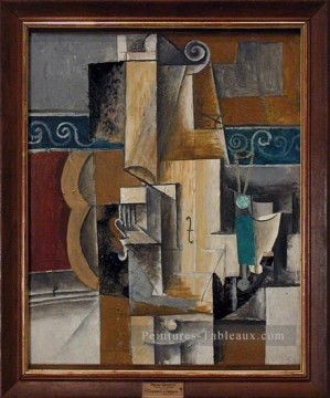 Violon et verres sur une table 1913 cubiste Pablo Picasso Peinture à l'huile